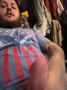 Snapshot of Peteyp98 chatting on November 7, 1:11 pm Peteyp98 online show from November 7, 1:11 pm