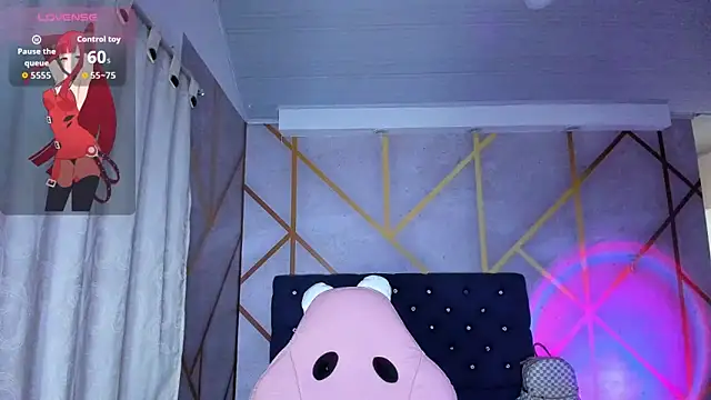  vaiolet owo online show from February 8, 5:11 am