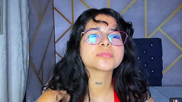  vaiolet owo online show from February 21, 7:42 am