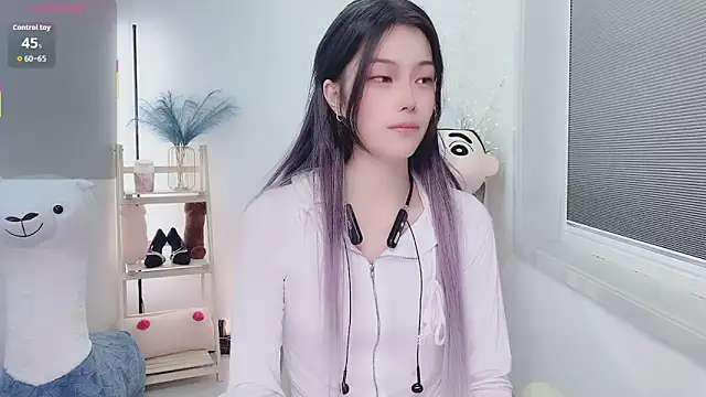 Snapshot of ChloeFozzy chatting on November 14, 2:27 pm ChloeFozzy online show from November 14, 2:27 pm