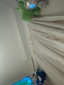 Snapshot of BELLA-CHERRY-30 chatting on November 13, 6:07 pm BELLA-CHERRY-30 online show from November 13, 6:07 pm