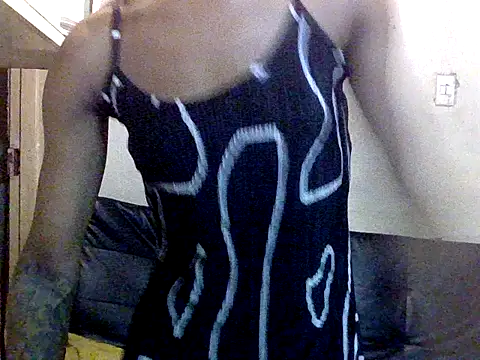 Nikistickyxx25 online show from November 24, 3:12 pm