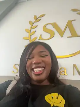 Snapshot of BrendaFernandez_ chatting on June 1, 9:16 pm BrendaFernandez online show from June 1, 9:16 pm