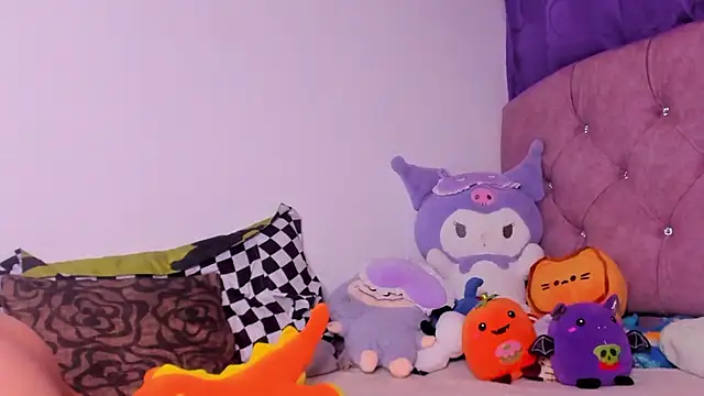 amy  a online show from January 17, 7:02 am