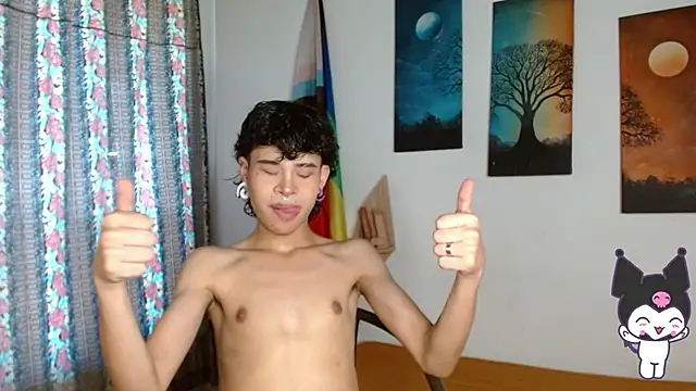 Snapshot of nicolai_a chatting on April 26, 6:49 pm nicolai a online show from April 26, 6:49 pm