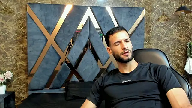 Jacob Benelli online show from February 24, 11:25 pm