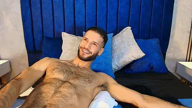 Jacob Benelli online show from May 15, 11:23 pm