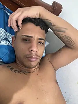 Yefridudamelflores online show from April 9, 9:58 am