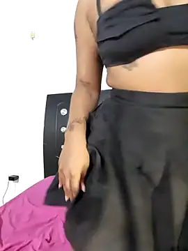 Snapshot of KittyMiaXXX chatting on November 9, 10:52 pm KittyMiaXXX online show from November 9, 10:52 pm