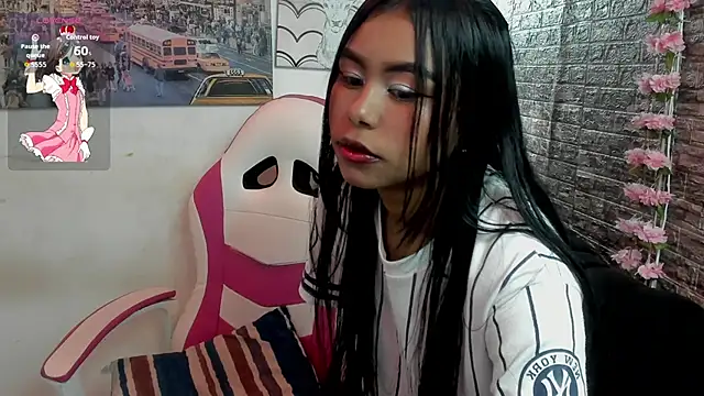 candy kiss   online show from January 8, 7:38 pm