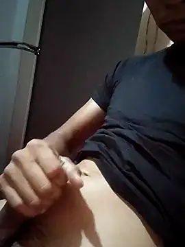 Snapshot of Jorge111235 chatting on November 11, 2:11 am Jorge111235 online show from November 11, 2:11 am