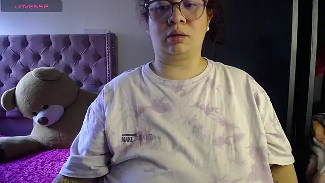 Snapshot of kattybbwbigboobs_ chatting on July 5, 7:43 pm kattybbwbigboobs online show from July 5, 7:43 pm
