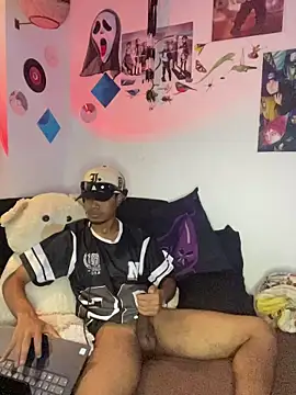 Snapshot of Kaizen-Black chatting on November 12, 8:15 am Kaizen-Black online show from November 12, 8:15 am