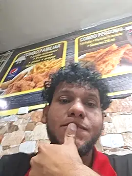 prototipoA45 online show from April 10, 11:31 pm