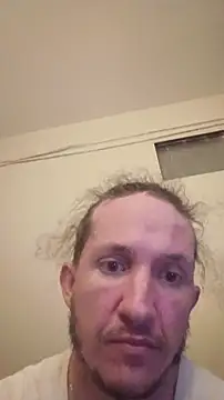 Snapshot of White_chocolate69 chatting on November 8, 4:23 am White chocolate69 online show from November 8, 4:23 am