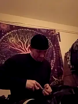 Snapshot of White_chocolate69 chatting on November 30, 10:52 am White chocolate69 online show from November 30, 10:52 am