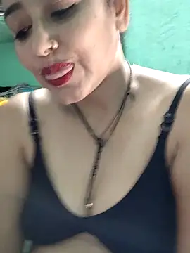 Snapshot of Piya_Bakshi chatting on June 7, 7:01 am Piya Bakshi online show from June 7, 7:01 am