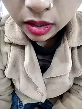 Sexy Divya   online show from December 16, 6:07 am