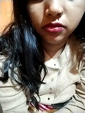 Sexy Divya   online show from February 8, 12:36 am