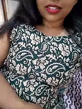 Sexy Divya   online show from May 24, 11:26 am