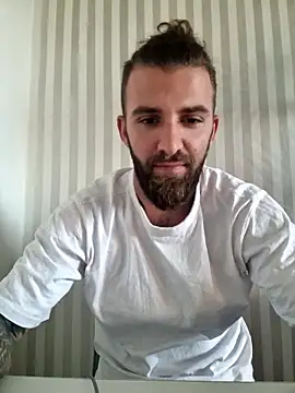 Snapshot of ramy120199 chatting on November 7, 11:54 am ramy120199 online show from November 7, 11:54 am