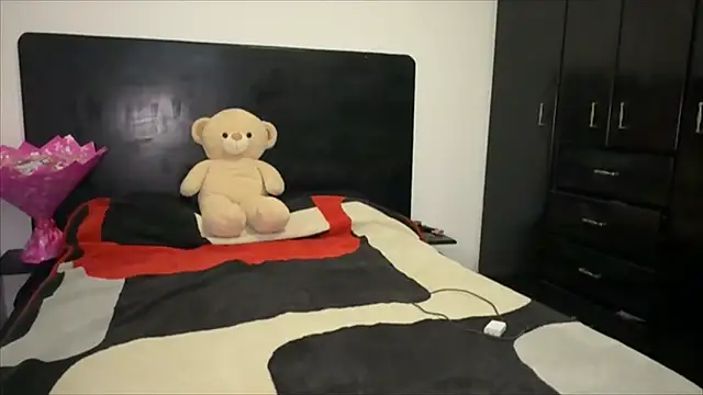 vanevip123 online show from March 13, 11:17 am