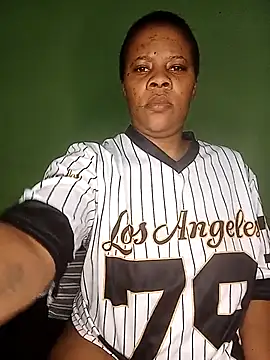 Emmylove-xr25 online show from March 29, 8:47 am