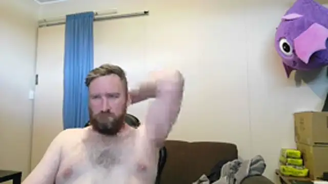 Snapshot of samjw24 chatting on November 11, 12:21 am samjw24 online show from November 11, 12:21 am