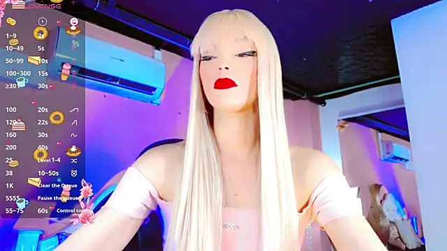 Snapshot of AnnaRouseQueen chatting on February 23, 8:50 pm AnnaRouseQueen online show from February 23, 8:50 pm