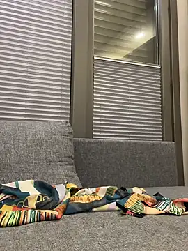 Snapshot of guneskuyucom chatting on December 2, 6:58 pm guneskuyucom online show from December 2, 6:58 pm