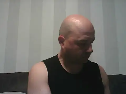 Snapshot of Askosex111 chatting on November 7, 5:46 pm Askosex111 online show from November 7, 5:46 pm