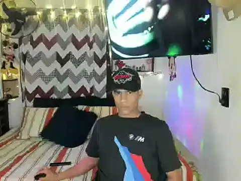 Snapshot of JUANBIGCOCK21CM chatting on May 30, 3:03 am JUANBIGCOCK21CM online show from May 30, 3:03 am