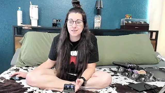 Sammie Ray online show from April 8, 2:50 pm