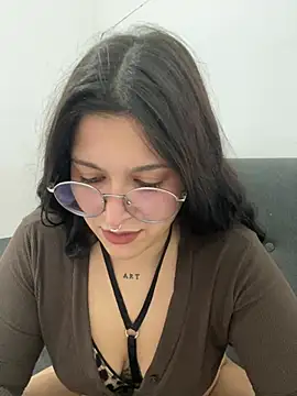 Snapshot of amazonaa9 chatting on April 28, 10:15 pm amazonaa9 online show from April 28, 10:15 pm