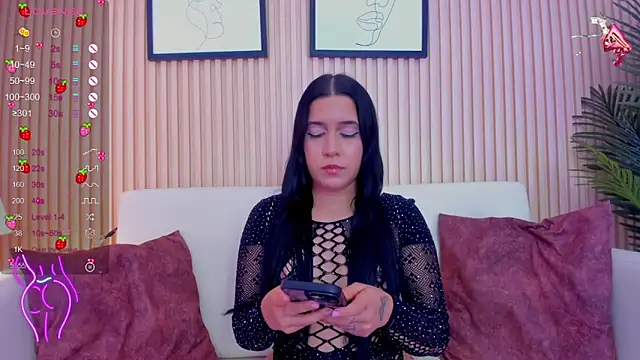 Amy Leah online show from November 20, 8:30 pm