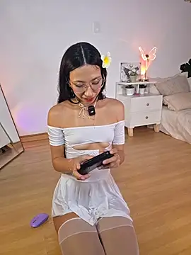 Snapshot of selene_starkk chatting on February 3, 2:21 am selene starkk online show from February 3, 2:21 am