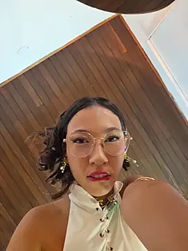 Snapshot of selene_starkk chatting on June 30, 1:39 am selene starkk online show from June 30, 1:39 am