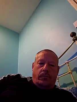 Snapshot of Tyson120 chatting on April 24, 10:45 pm Tyson120 online show from April 24, 10:45 pm