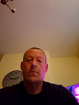 Snapshot of Tyson120 chatting on June 19, 8:12 pm Tyson120 online show from June 19, 8:12 pm