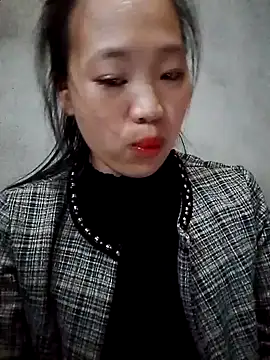 Snapshot of Yumiik2kk chatting on November 16, 9:59 am Yumiik2kk online show from November 16, 9:59 am