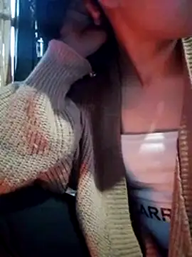 Snapshot of Yumiik2kk chatting on November 16, 11:21 pm Yumiik2kk online show from November 16, 11:21 pm