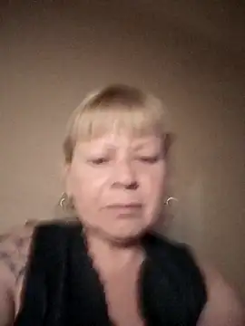 Snapshot of 1milfemma chatting on November 14, 2:10 am 1milfemma online show from November 14, 2:10 am