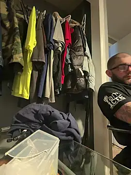 trickydickydaddy online show from February 10, 5:17 pm