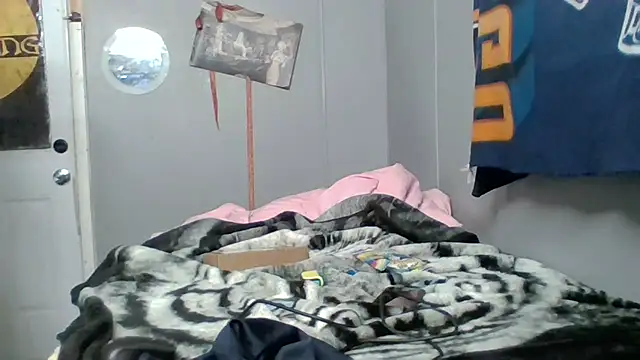 trickydickydaddy online show from March 10, 3:00 am