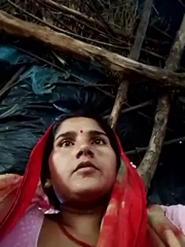 Snapshot of Seema_ji12 chatting on April 19, 1:05 am Seema ji12 online show from April 19, 1:05 am