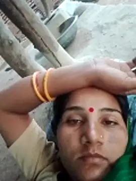 Snapshot of Seema_ji12 chatting on May 20, 11:55 pm Seema ji12 online show from May 20, 11:55 pm