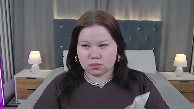 EvaNova  online show from February 13, 4:30 am