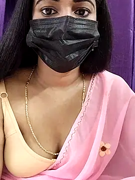 Snapshot of Honeya96 chatting on November 9, 1:53 pm Honeya96 online show from November 9, 1:53 pm