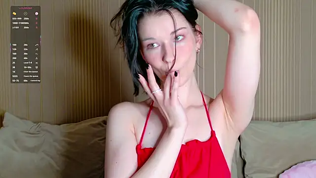 Snapshot of blossom_bella chatting on June 9, 11:05 pm blossom bella online show from June 9, 11:05 pm