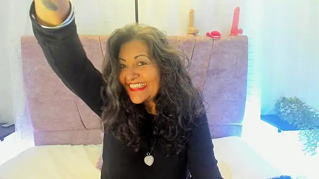 Victoriaa Anderson online show from March 18, 7:39 pm